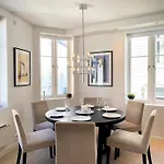 Appartamento On One Of Bergen's Finest Streets